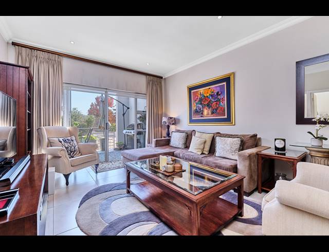 2 BEDROOM APARTMENT RENTED IN CRAIGHALL